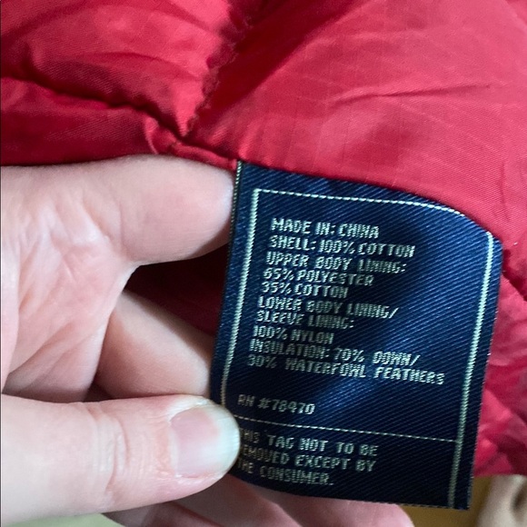 Vintage Town & Country Down Coat with Belt and Wide Collar - Picture 7 of 7